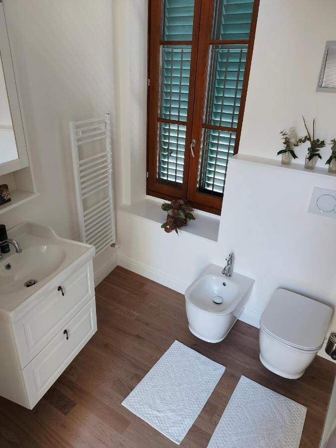 Castle Rooms Prato  Bagian luar foto